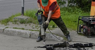 Демонтаж дорожных покрытий в Кирове - асфальтовых и бетонных покрытий от Сварной-Кри от 565 рублей