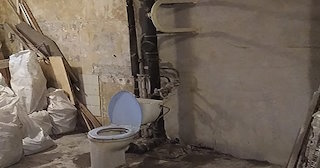 Демонтаж сантехкабины в панельном доме - цена от 1026 рублей | Сварной-Кри